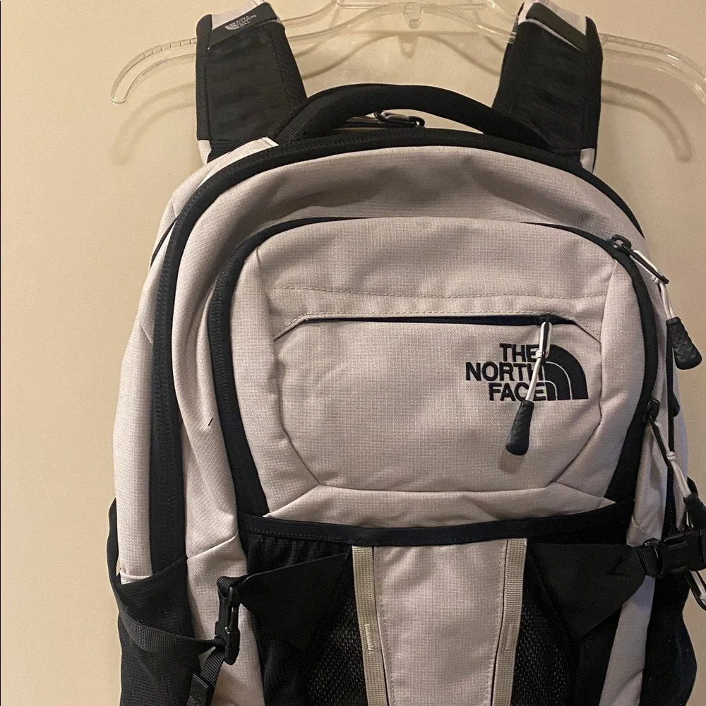 The North Face Recon Two-Tone Backpack - Picture 3 of 5